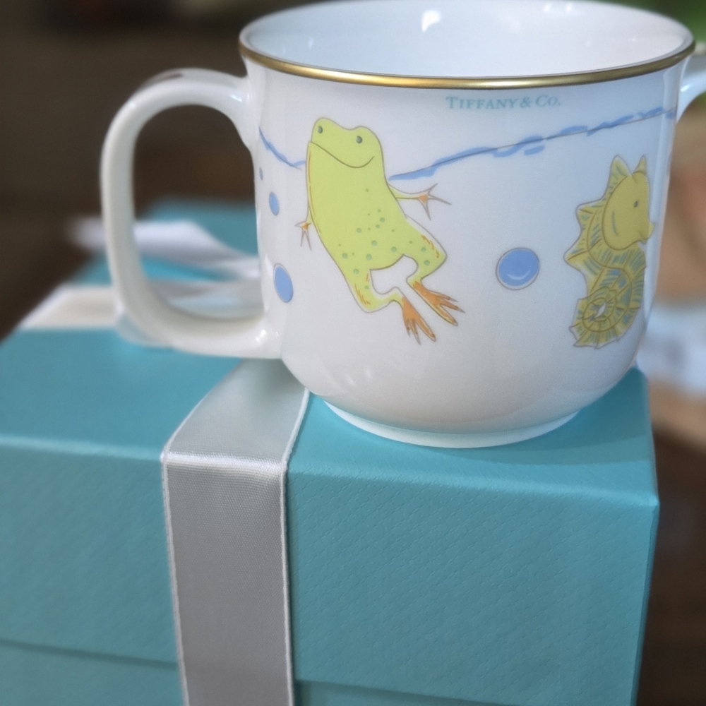 Tiffany & Co Tiny Sea Animals Double-handled Baby Cup - Picture 3 of 11